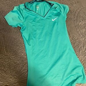 Nike Mint Green V-Neck Fitted T-Shirt